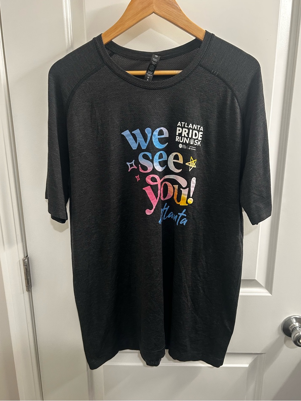 Men's Lululemon Atlanta Pride Running Shirt Sz XL